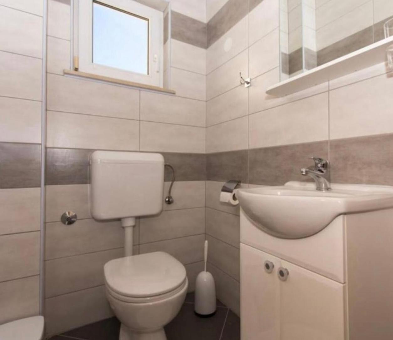 טרוגיר Apartmani Attila מראה חיצוני תמונה