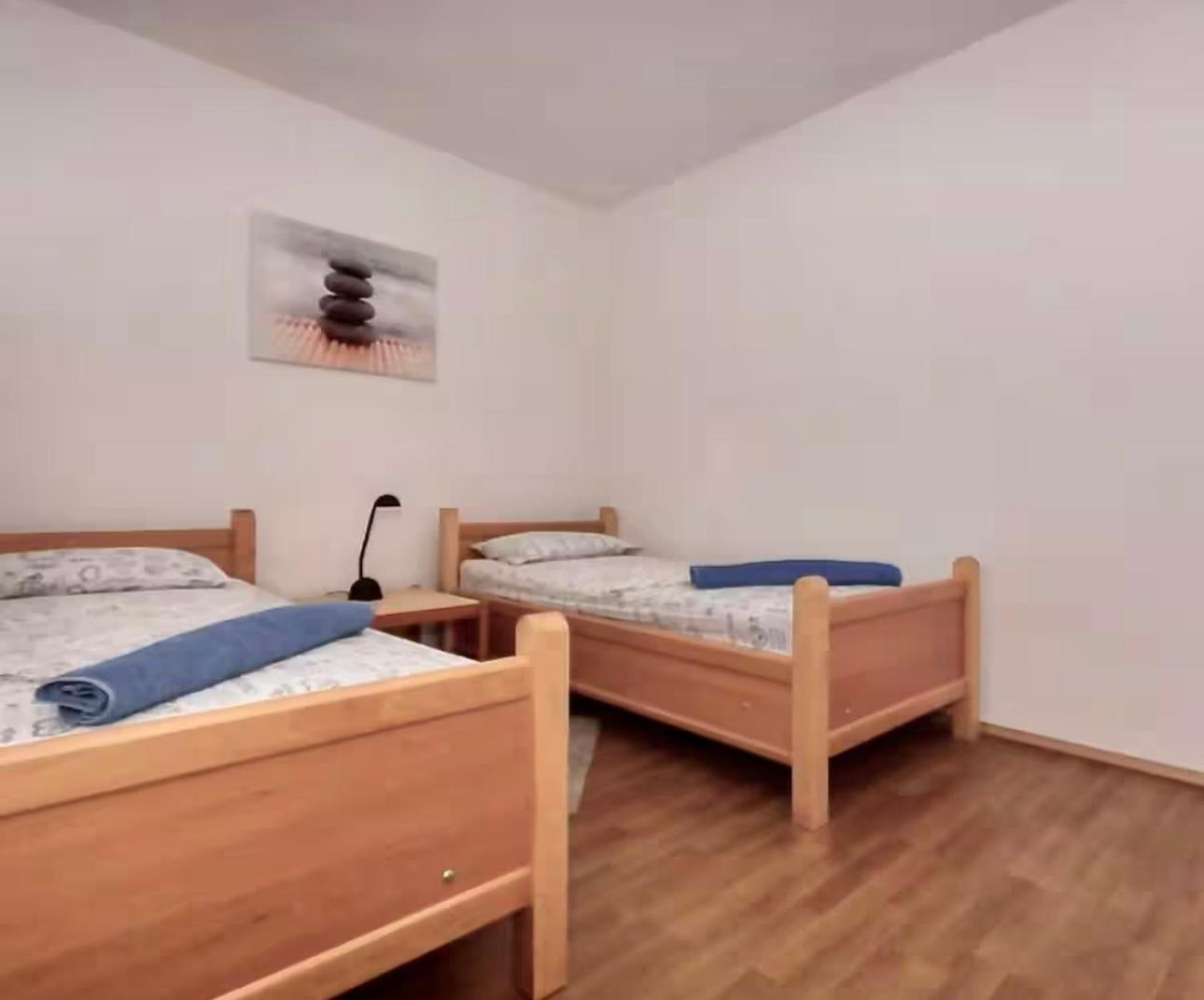 טרוגיר Apartmani Attila מראה חיצוני תמונה